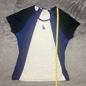 Women’s Antigua Los Angeles Dodger T-Shirt SIZE LARGE